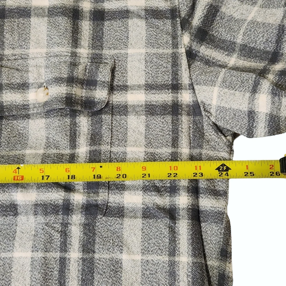 Abercrombie & Fitch 90's Oversized ShirtFlannel Long Sleeve Plaid Button Down - Picture 4 of 9